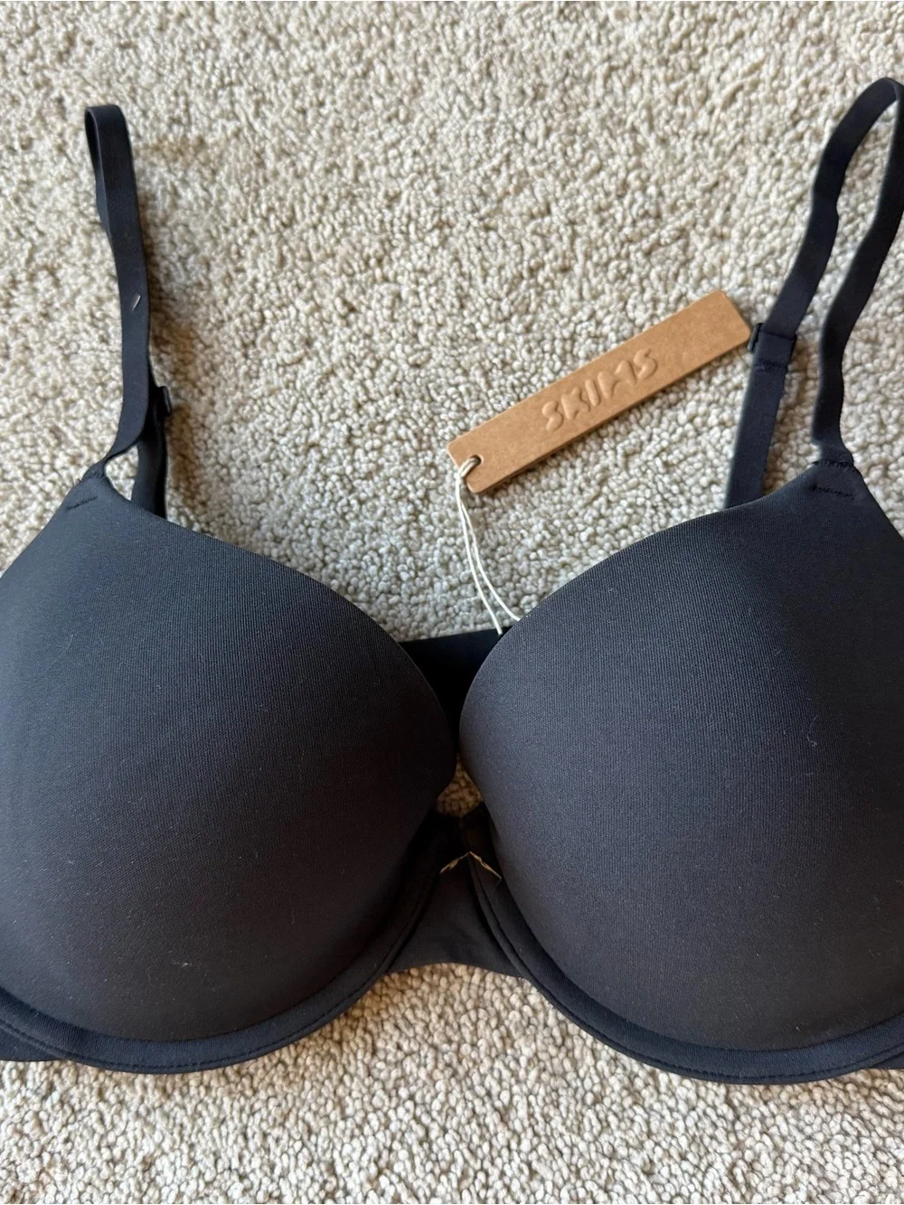 SKIMS Black Smooth T-Shirt Bra 36C - Picture 2 of 6